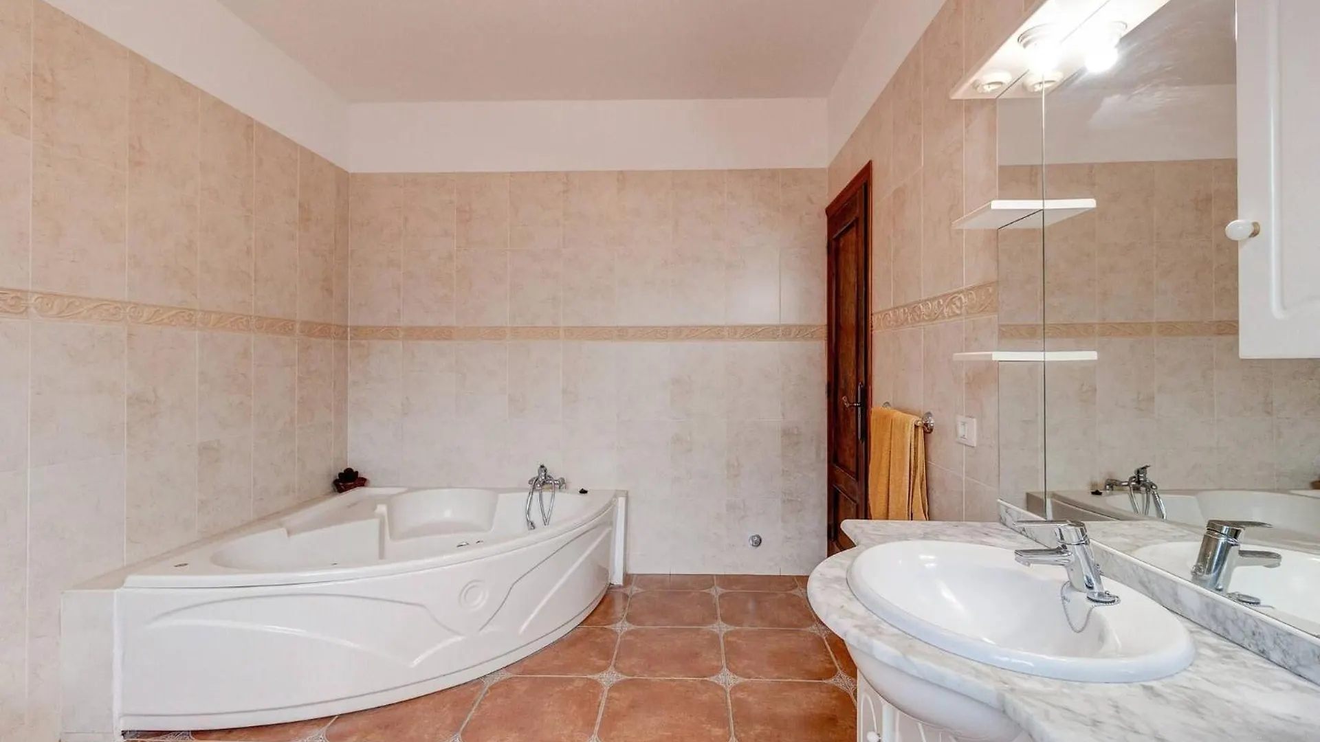 Beautiful Arianny House With Pool Apartment Arona  Spain