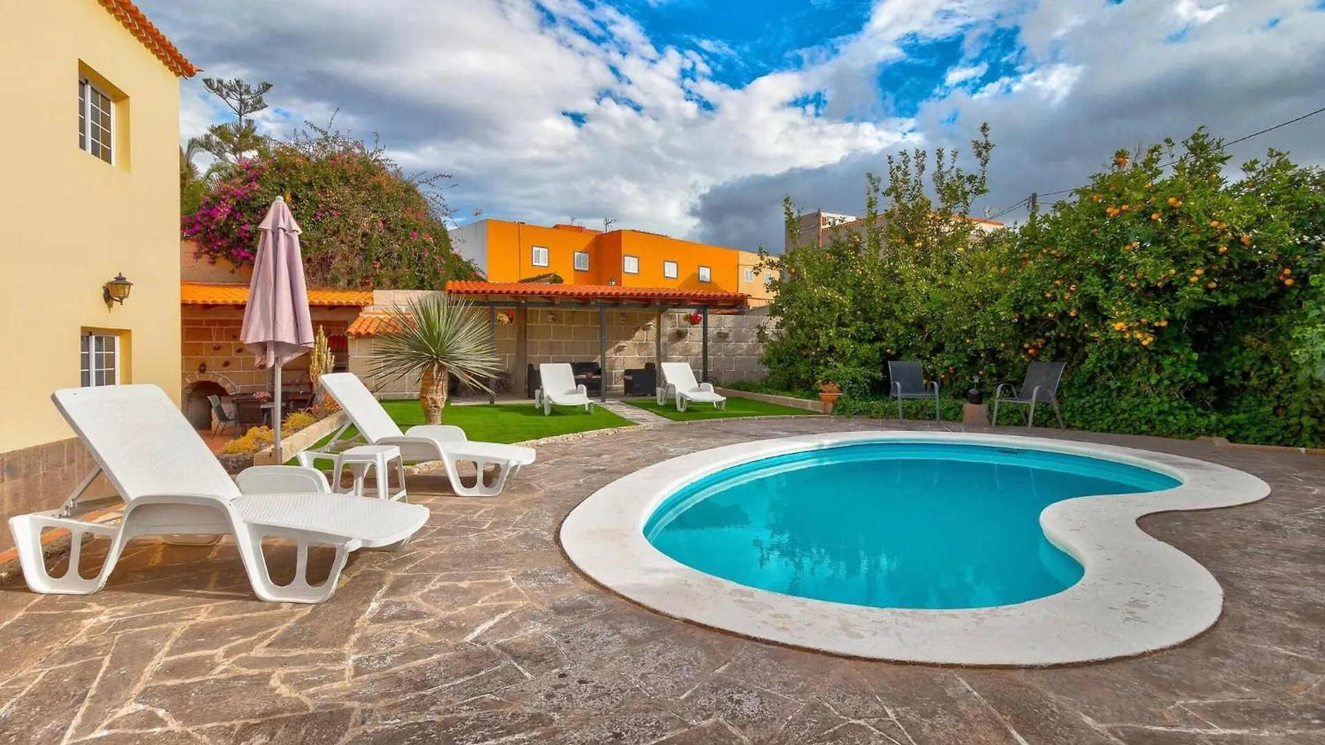 Beautiful Arianny House With Pool Apartment Arona  Spain
