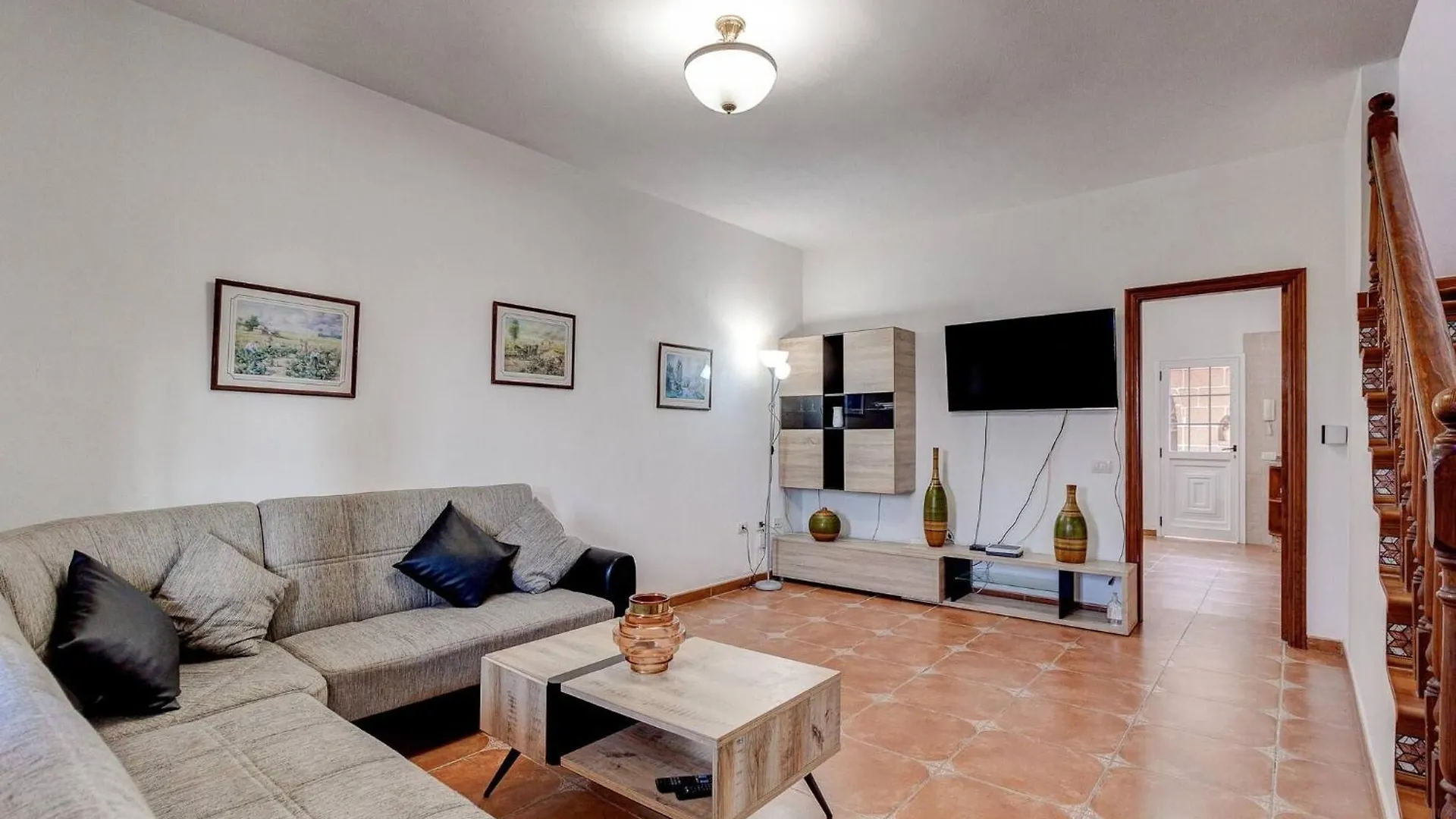 Beautiful Arianny House With Pool Apartment Arona